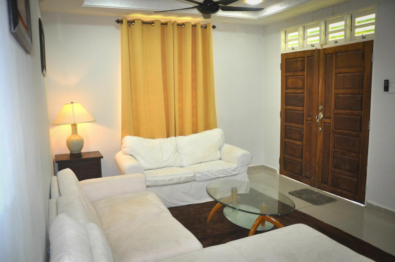 Kak Nor Villa Kuala Terengganu Exterior foto