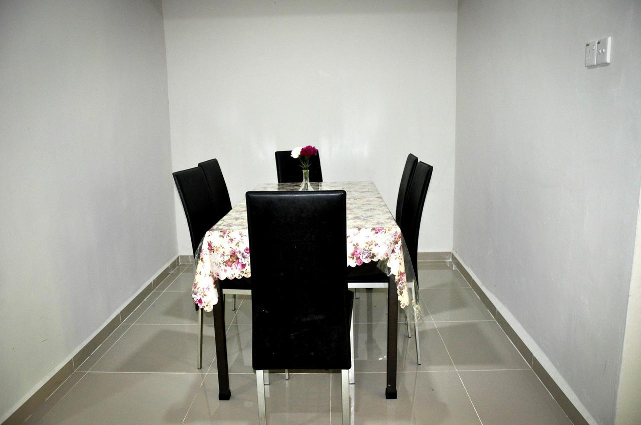 Kak Nor Villa Kuala Terengganu Exterior foto